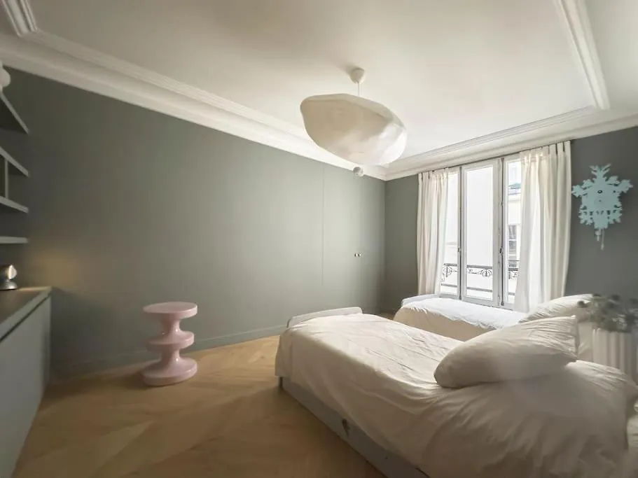 Luxury Apartment - Marais / Republique Paris